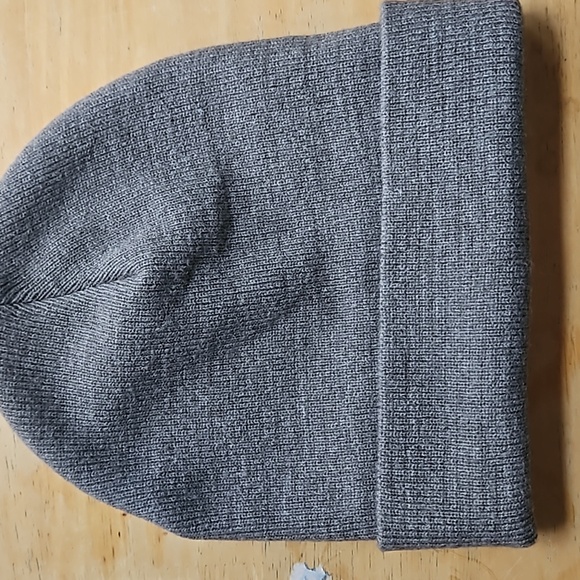 COLUMBIA BEANIE - Picture 4 of 10